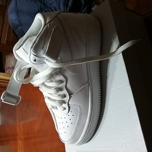 Air Force 1 Mid LE (GS)